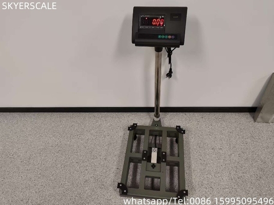 전자 450 × 550 mm 300kg 가벼운 강철 콤팩트 플랫폼 무게 큰 LED 디스플레이